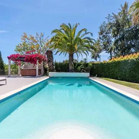 Holiday home In Quinta Do With Golf Views *